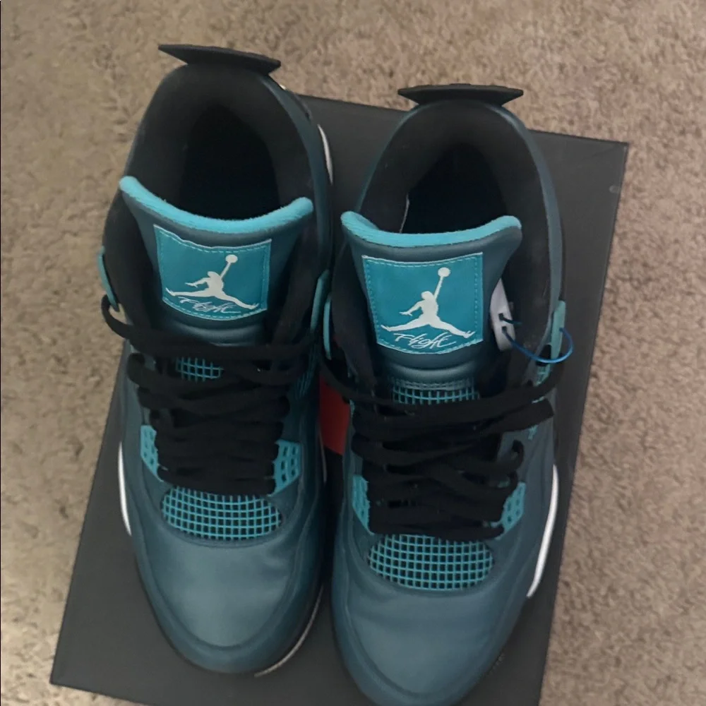 Jordan Retro 4 Teal Black White Sneakers
